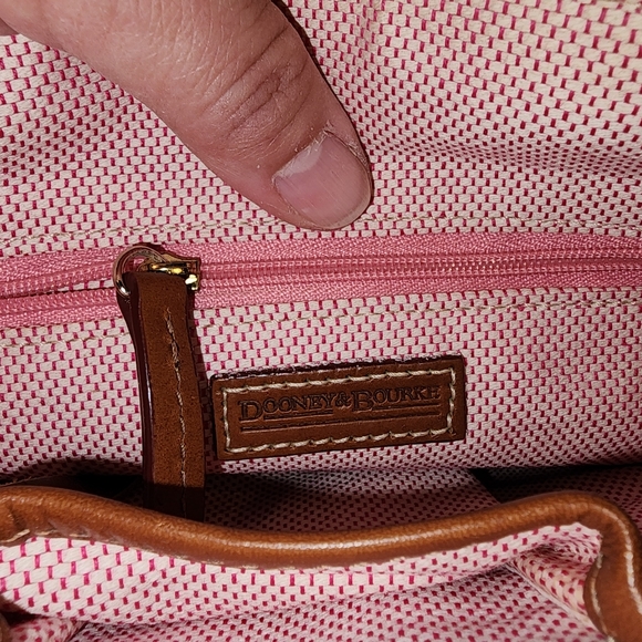 Dooney & Bourke Letter Carrier Crossbody And Wristlet, NWOT - Picture 7 of 11